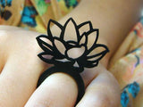 Pierścionek Lotosu, niezwykły czarny Statement Ring