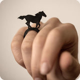 Pferde Ring, Schwarzer Damen & Kinder Kautschuk Ring für Pferdeliebhaber