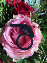 Anello revolver, sorprendente anello in gomma naturale nera